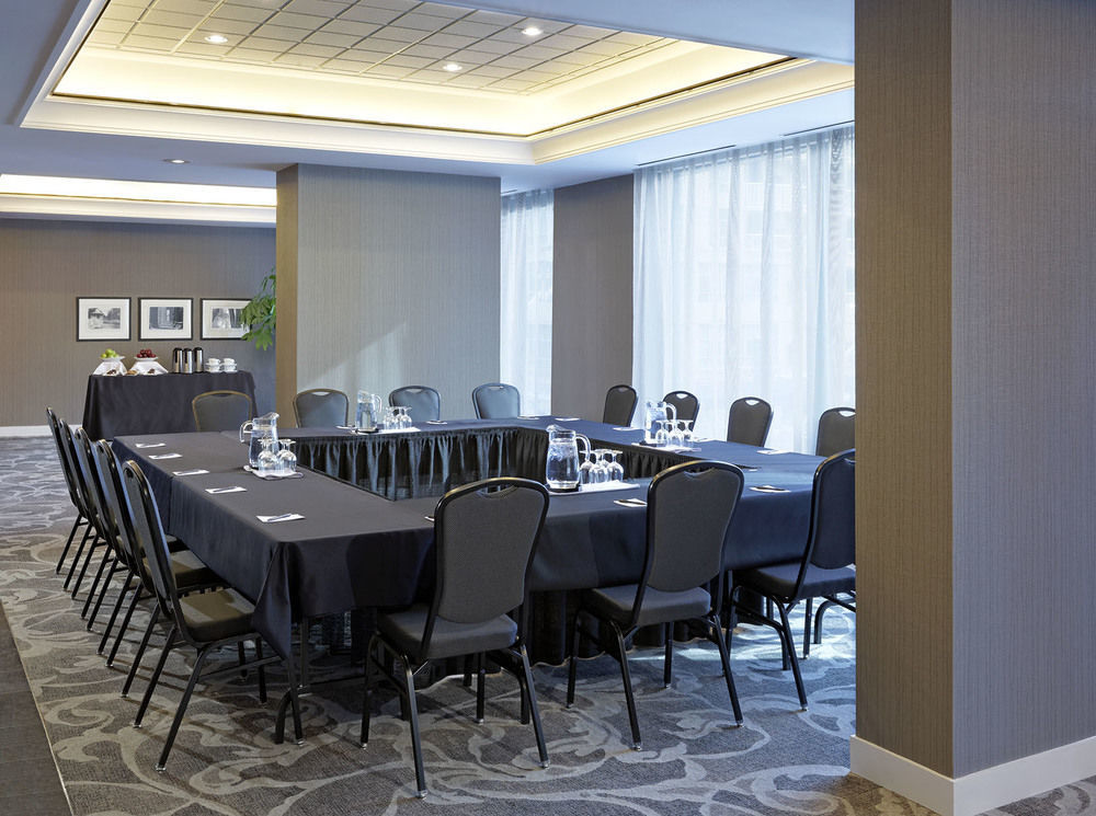 Cambridge Suites Toronto Zewnętrze zdjęcie
