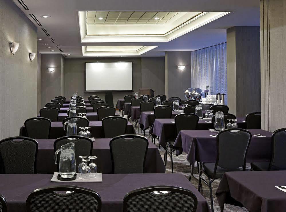 Cambridge Suites Toronto Zewnętrze zdjęcie