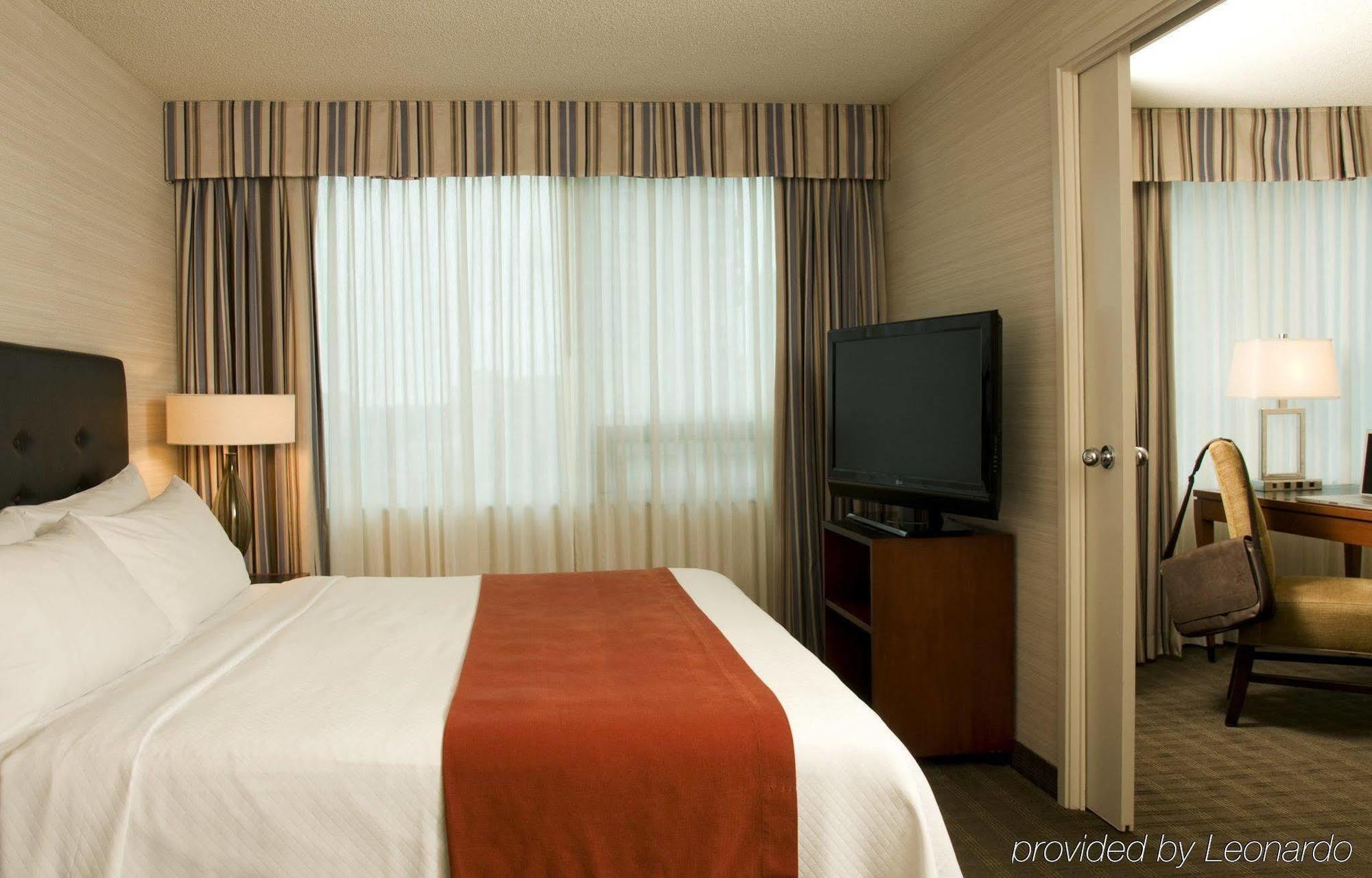 Cambridge Suites Toronto Zewnętrze zdjęcie