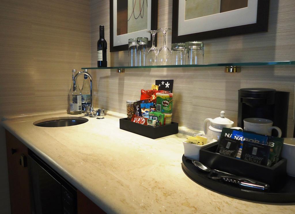 Cambridge Suites Toronto Zewnętrze zdjęcie