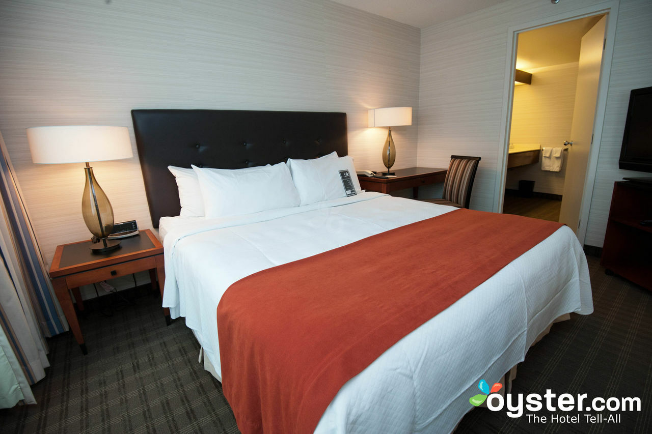 Cambridge Suites Toronto Zewnętrze zdjęcie